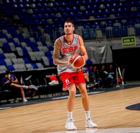 devidescribano's tweet photo. #FreeJuancho No hay algo más rastrero que lo que acaban de hacer los Timberwolves. Todos contigo Juancho https://t.co/nTxIFPifHk