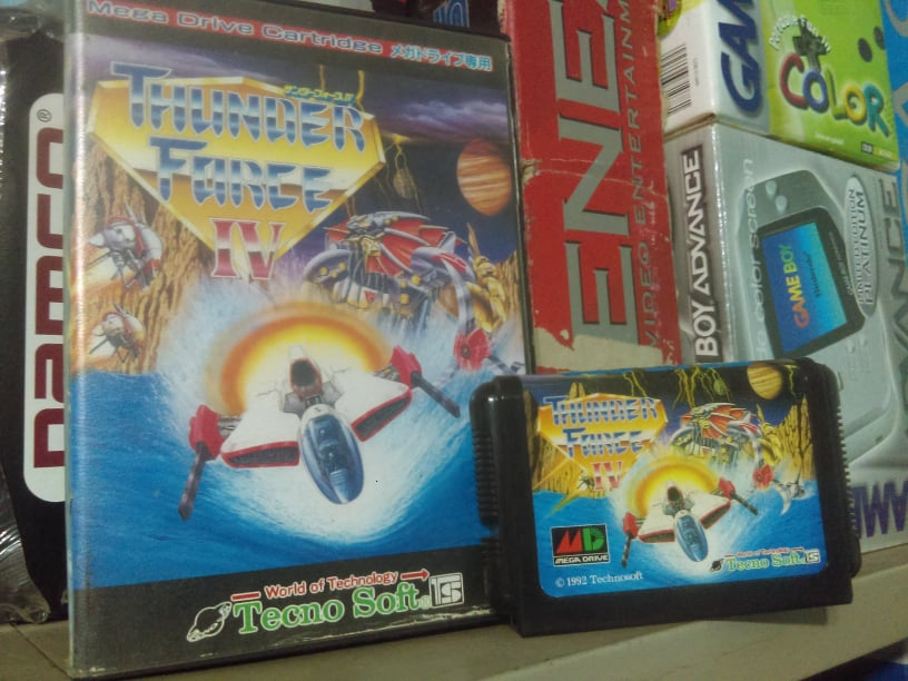 DanmakumanG's tweet image. ⚡️L I G H T N I N G  S T R I K E S  A G A I N⚡️
29 years ago #ThunderForceIV was released in Japan. It doesn&apos;t need introduction, THE BEST Genesis/MD shooter and perhaps one of the best #shmups ever made. It has it all: Graphics, gameplay and music. A masterpiece #SegaSaturday