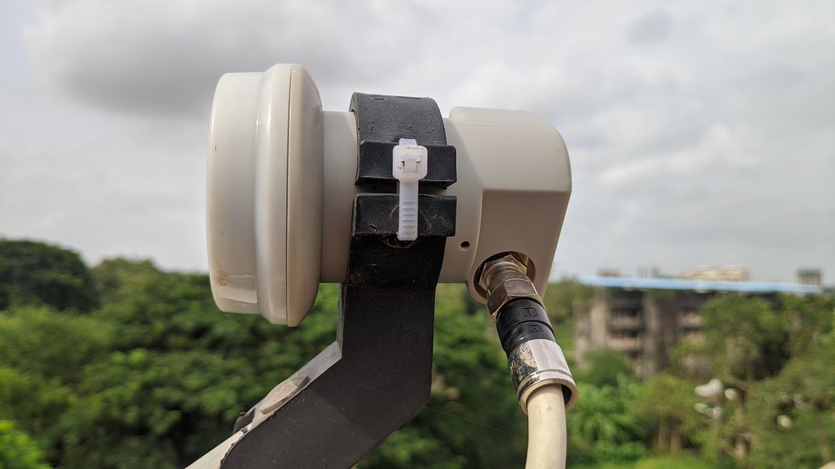 /THREAD
🚫 SCAMMED BY AIRTEL TECHNICIAN 🚫

Yesterday, I placed a request for a new Airtel DTH Remote which costs ₹150.
Customer Care says, Technician will deliver the remote to doorstep.
Simple? Nah, here's where the scam begins.