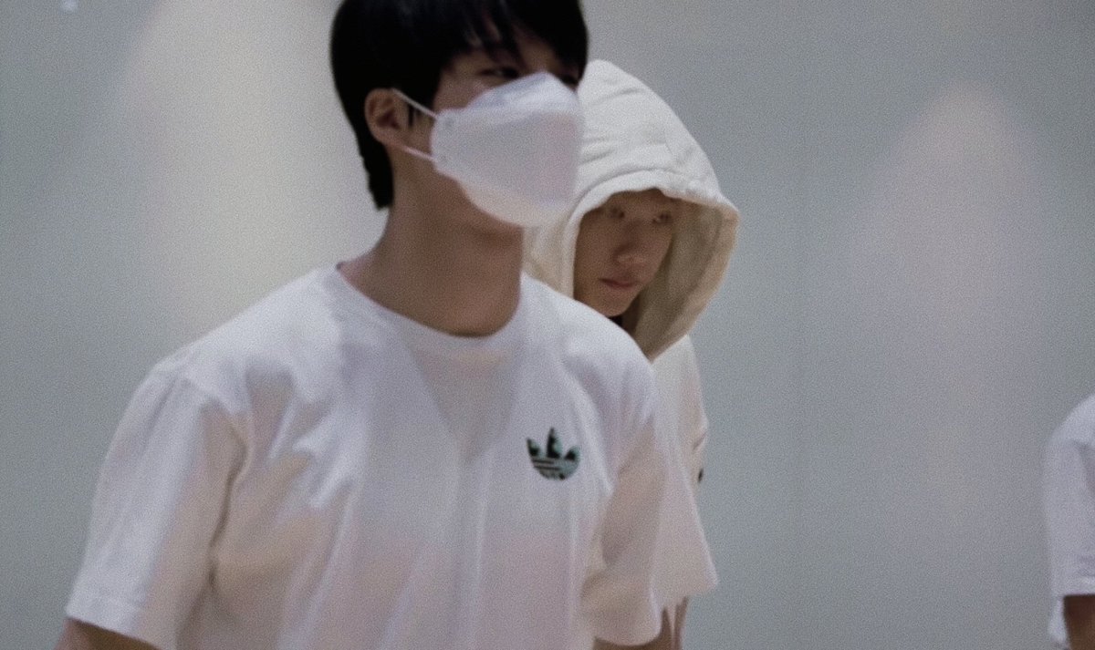 𝙉𝙤.𝟗 tweet media