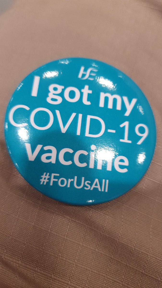 AyJayirl's tweet image. 2nd dose pfizer juices into me.

Gotta love that pharma tech. 

#GetVaccinated
#forUsAll