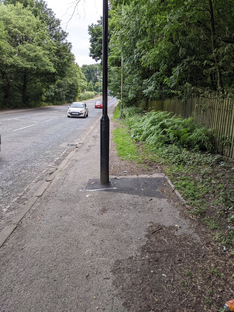 This is where @boltoncouncil think it's acceptable to position a new sign on the A6. Warning of the mythical new road layout for social distancing. You couldn't make it up.