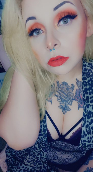 Just hit 500 #subscribers on #PornHub about to go make a video to post there to celebrate #porn #camgirl<a href="/tag/subscribers"class="tags">#subscribers</a><a href="/tag/pornhub"class="tags">#PornHub</a><a href="/tag/porn"class="tags"><span>#porn</span></a><a href="/tag/celebration"class="tags"><span>#celebration</span></a><a href="/tag/send"class="tags"><span>#send</span></a><a href="/tag/camgirl"class="tags"><span>#camgirl</span></a><a href="/tag/losersubs%20"class="tags"><span>#losersubs </span></a>
