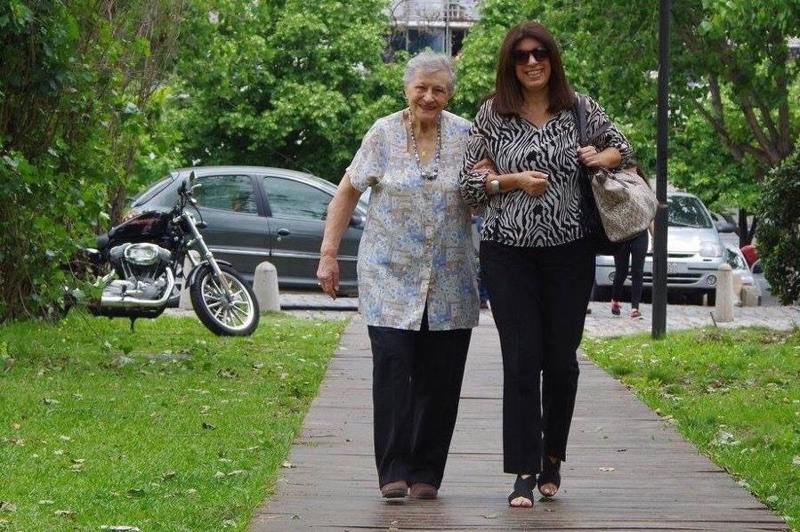 ClaraGarcia_SF's tweet photo. Terminó el viaje mami.
Desde el cielo de tu fe, te despido como cada día: Fins demà si Déu vol https://t.co/Ks3v0K5dKb