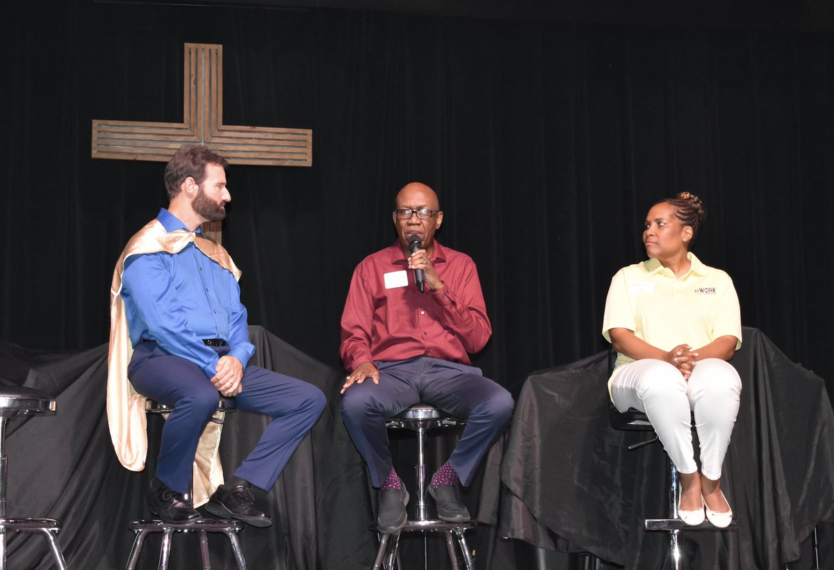 AtWorkOnPurpose's tweet photo. Today the Enquirer covered how more than 400 Christian leaders from around the world attended AWOP’s global XL Summit earlier this month. 

Read more about the milestone summit: https://t.co/0sYec1S5Px https://t.co/5nDF4D4pWC
