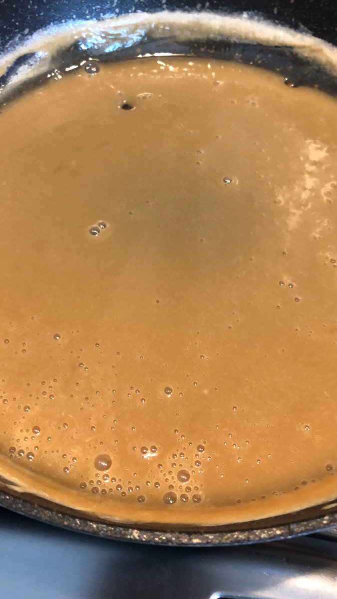 druggy21's tweet photo. dulce de leche in the process.. #Baking #ChefRubyInTheHouse https://t.co/ydxYxjcJrq