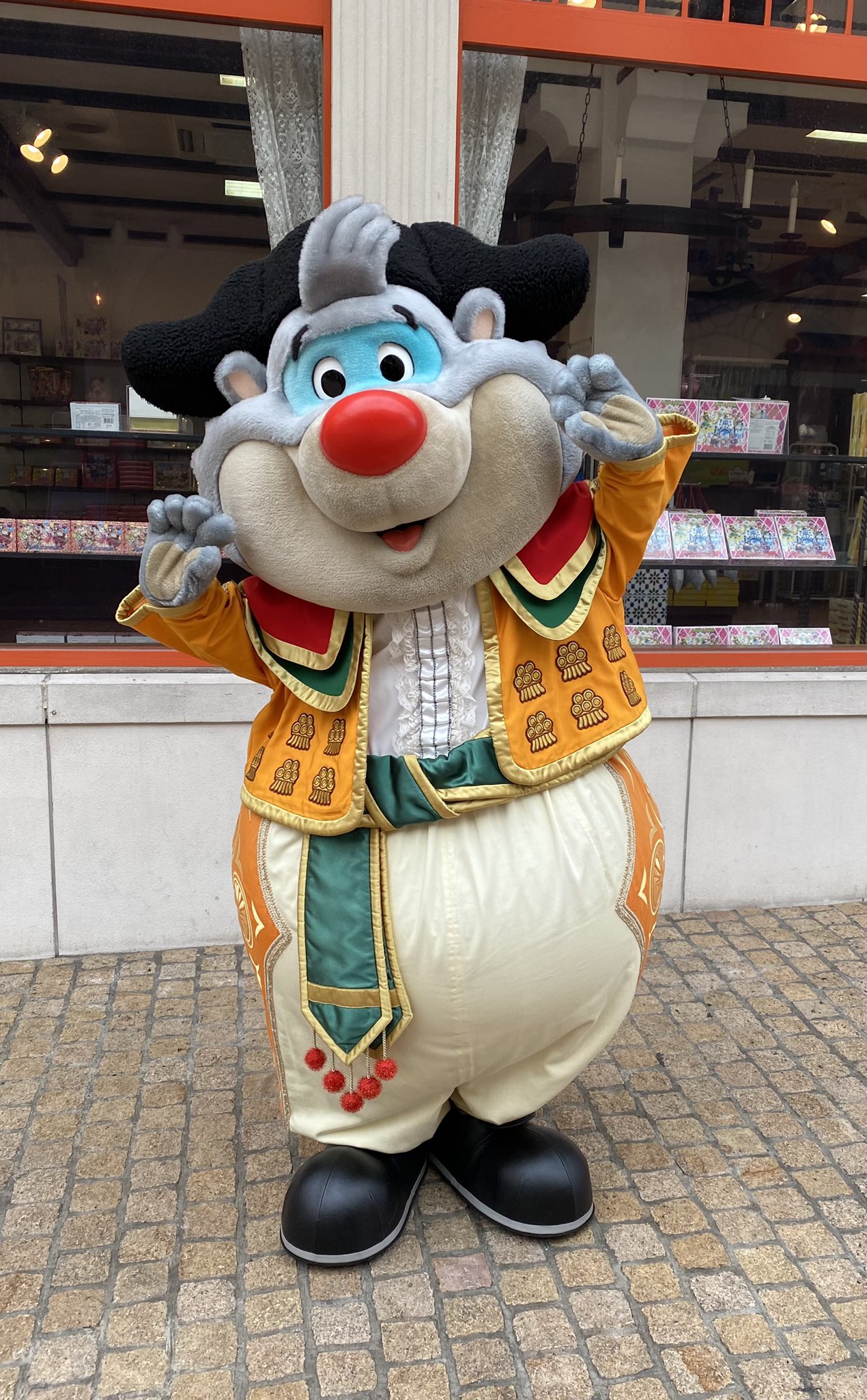 Ceno Bear Oᴥo Rt Parukeamigo 誕生日おめでとう サンチョ 今日はみんなにいっぱいお祝いしてもらえたかな 志摩スペイン村 スペイン村 パルケエスパーニャ パルケ テーマパーク 伊勢志摩 志摩 キャラグリ キャラクター サンチョ