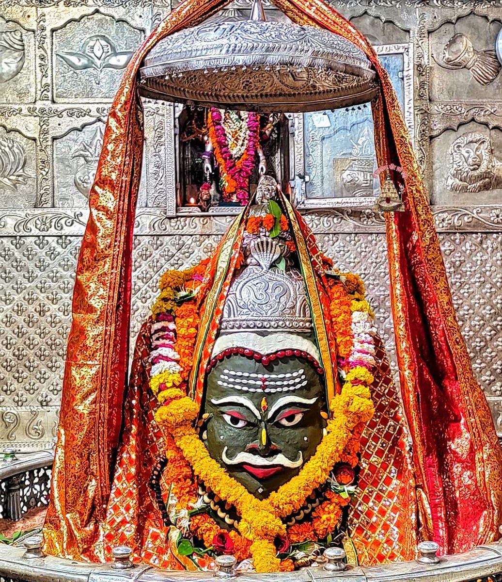 Ankita__19's tweet image. फूल नहीं शिव भक्तों दिल बिछा दो,
महादेव का महीना आ रहा है..

    🌺 🌿हर हर महादेव 🌿🌺
     🙏🏻 जय श्री महाकालेश्वर 🙏🏻