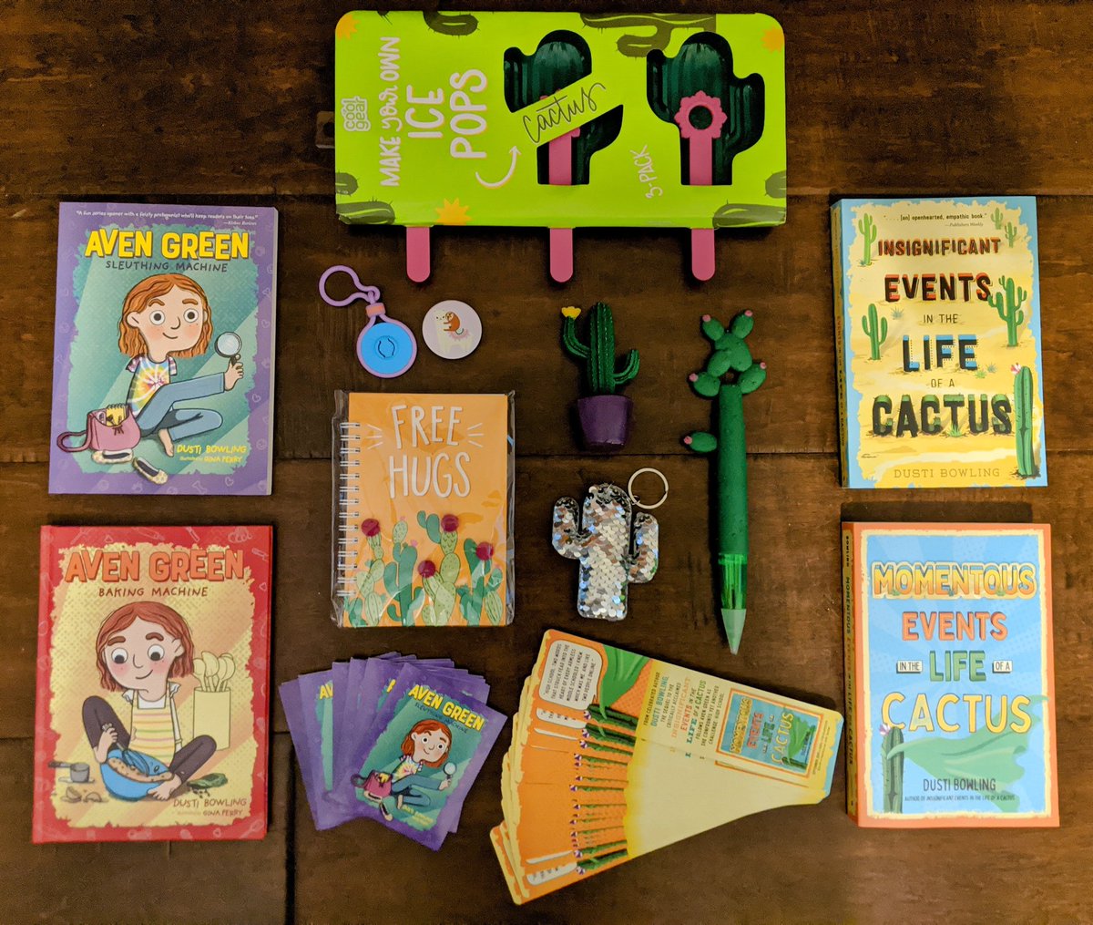 DustiBowling's tweet image. Presenting the ultimate Aven Green giveaway! RT/F to win everything you see here: 4 signed books, llama PopSocket, 🌵pen, 🌵key chain, 🌵notepad, 🌵popsicle molds, and 🌵decoration. Plus, stickers and bookmarks for your whole class. Ends 8/1. Thanks, everyone 💜🏜️🦙🎂🔎