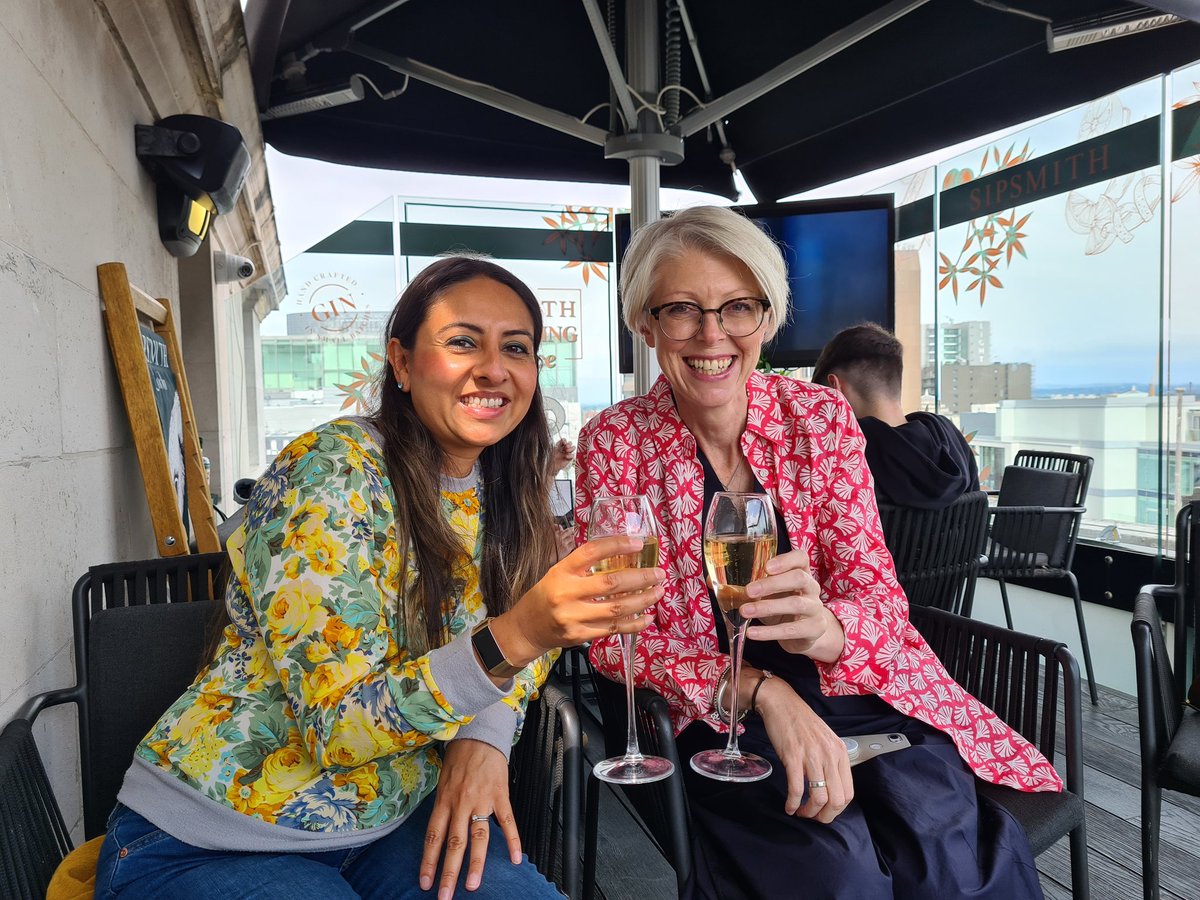 <a href="/Nickishields/">Nicki Shields</a> <a href="/FIAFormulaE/">Formula E</a> @shivgohil_ <a href="/HUGOBOSS/">HUGO BOSS Corporate</a> <a href="/Channel4/">Channel 4</a> Having an amazing time watching #FormulaE courtesy of <a href="/DS_UK_Official/">DS UK</a> <a href="/HotelGotham/">Hotel Gotham</a>