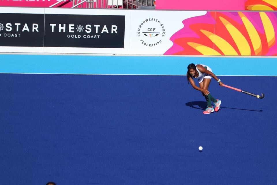 BaxterStephi's tweet photo. Goodluck the my SAW sisters on their Olympic campaign 💛💚 pictures from the 2018 Commonwealth games and 2019 at the hockey finals series. Withdrew from the team due to personal reasons. Supporting you girls all the way 🇿🇦 https://t.co/1IHYYh7mdt