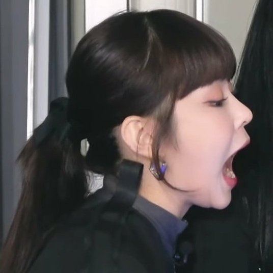 tiny__eu's tweet image. #이유 #EVERGLOW #에버글로우 @EVERGLOW_twt