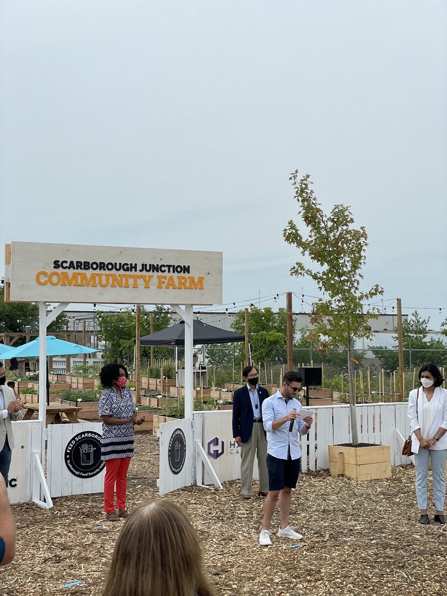 Scarborough Junction Community Farm opening with comments from ⁦<a href="/MYoungTO/">Matt Young</a>⁩ of ⁦<a href="/Republic_Dev/">Republic</a>⁩