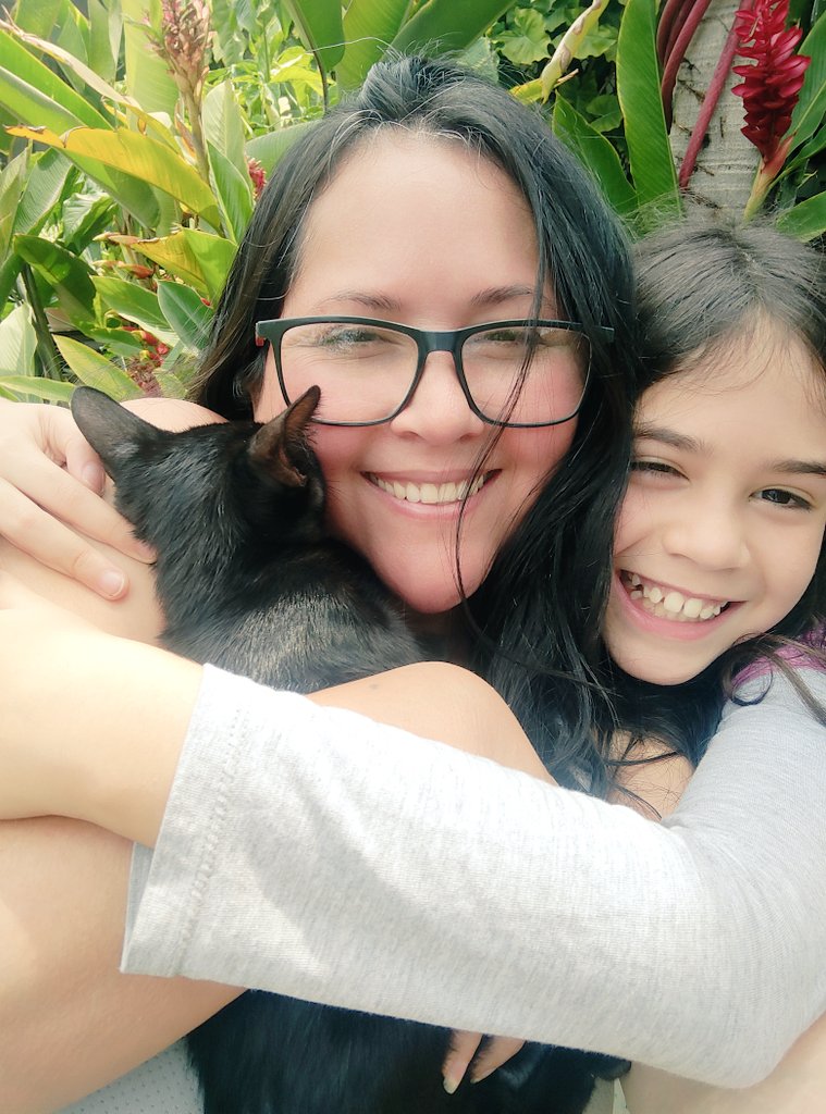 gracielalfre2's tweet photo. Y si el Mundo se nos acaba .. que nos agarré queriendonos  🎶🎵 

En las buenas y en las malas sólo seguimos teniendonos 🎶

Te quiero cerquita siendo mi niña Bonitaaa 🎵😍

#ChynoYNacho 
#Queriendote https://t.co/dpQTVspUby