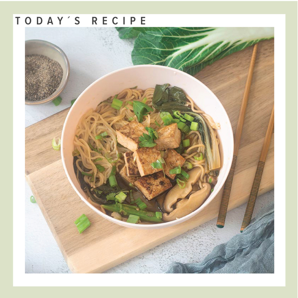 VeggieFest's tweet photo. This fragrantly, delicious soup has an assortment of wonderful vegetables. It can be served alone or as the first course of a Chinese-style meal. Learn more: https://t.co/WzX7d6iZls
#Chinesesoup #veganism #assortedvegetables #delicious#veggiefestchicago https://t.co/tsmAhId4TK