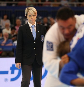 柔道男子オリンピック決勝の金髪イタリア人女性審判のロベルタって誰 本名や職業や国籍等のプロフィール紹介 そっちゃんブログ
