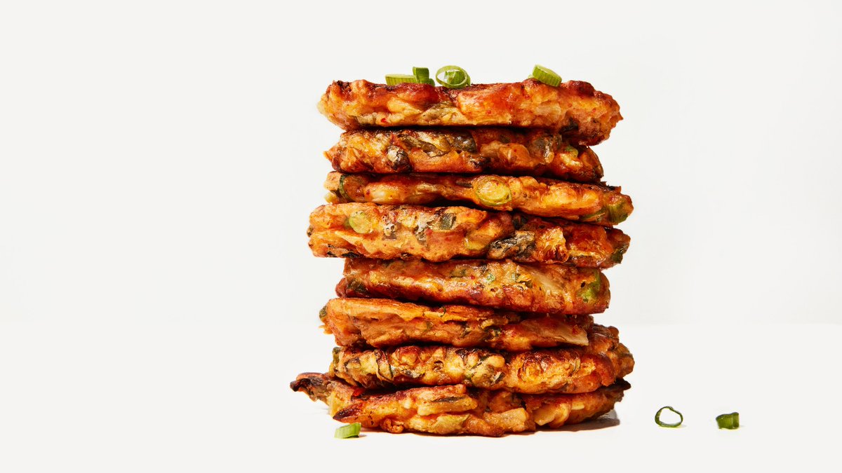 KFOODinUS's tweet photo. Think you can make the best kimchi pancakes and take home $1,000 and K-food Prizes? The first 10 people to apply to the Cook-Off will also receive a K-food goodie bag! The link to apply is in our bio! Pic creds:https://t.co/mkNR6tQcAp
#KfoodCookOff #CookOff2021 #kfoodinus #Korean https://t.co/xWohjSpfXv