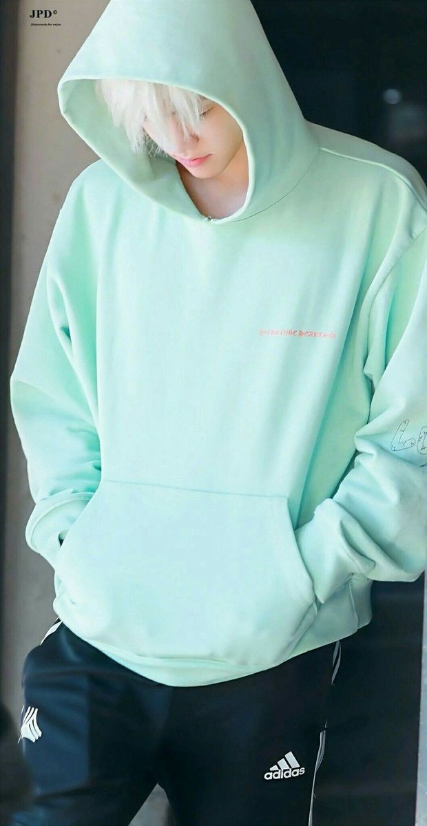 Subrayar orientación Legítimo clau on Twitter: "🐰 DAY 11 Q : ur favorit jaemin outfit A : this is! jaemin  with hoodie mint and adidas pants, i'm so comfortable see jaemin with this  outfit #RoadToJaeminDay #