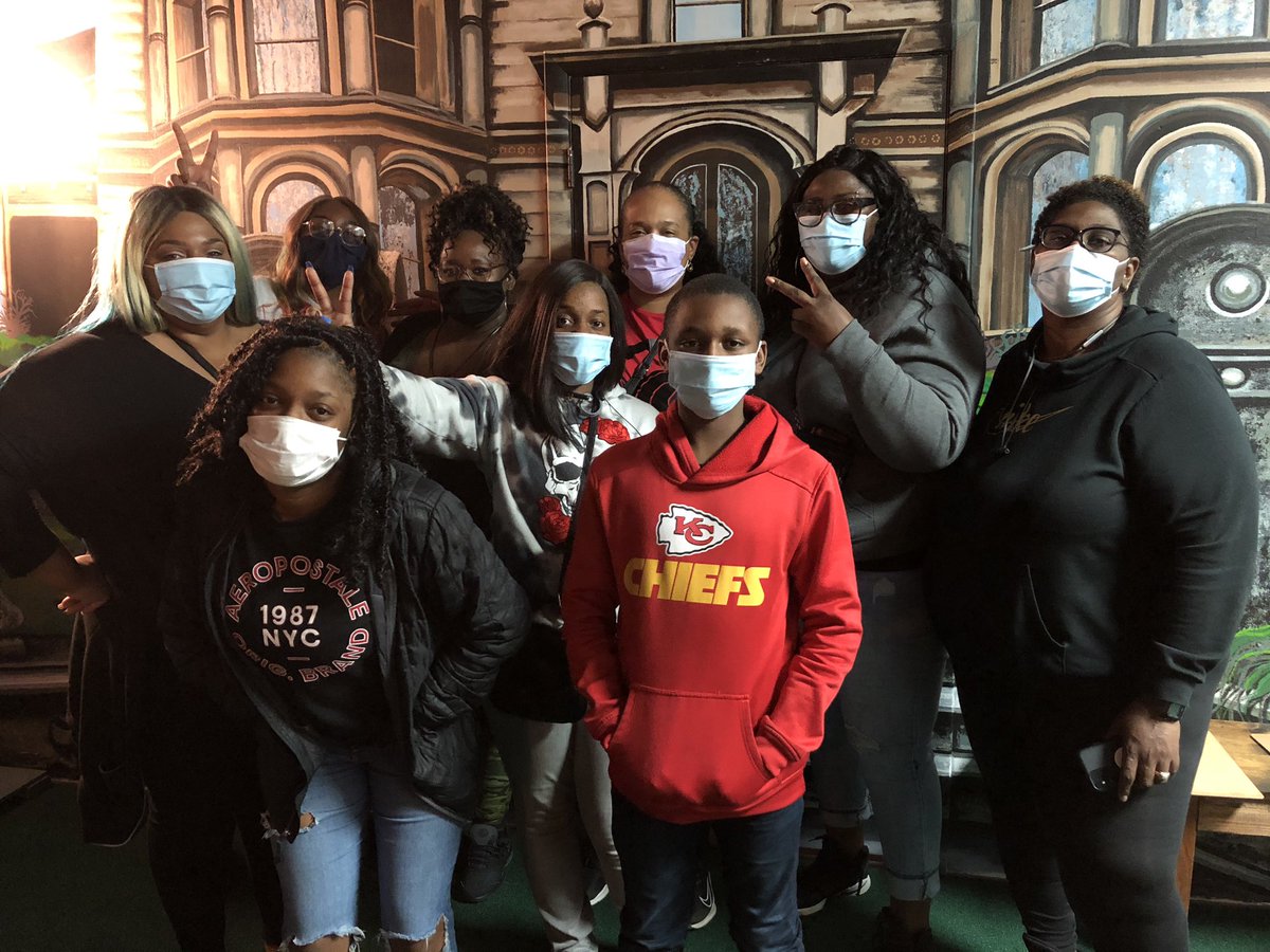 SouthSideEscapeRooms tweet media