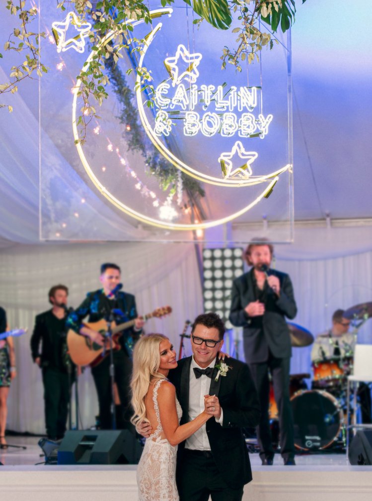 Congratulations <a href="/mrBobbyBones/">Bobby Bones</a> and Caitlin !! They surprised us by dropping a real NEON MOON from the ceiling as I sang ! RD