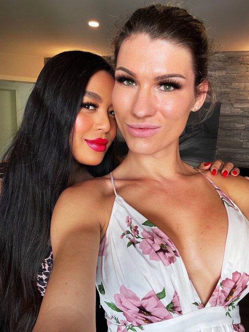 @Kinkyjayx1 🖤🖤🖤 https://t.co/RrrNSOSjPO<a class="tags" target="_blank" title="On Twitter" href="/?out=eyJ0eXAiOiJKV1QiLCJhbGciOiJIUzUxMiJ9.eyJpYXQiOjE3MTk4MjQ0MDYsImlzcyI6InR3cG9ybnN0YXJzLmNvbSIsIm5iZiI6MTcxOTgyNDQwNiwiZXhwIjoxNzUxMzYwNDA2LCJyZWRpcmVjdF91cmwiOiJodHRwczovL3R3aXR0ZXIuY29tL0tpbmt5amF5eDEifQ.LsVbeL3TDfLR6dgeDkRpWvaS6eHicRihBPYPYTgG8LLjmDBErQPGUrOT2gBFK0mT1rQrFWtqHRZk1c7PoQuDtg">@Kinkyjayx1</a>