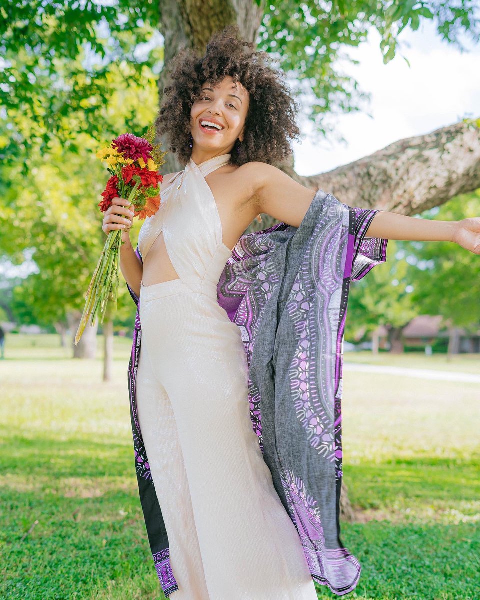 oneGReatvegan's tweet photo. Make it your passion to THRIVE! β¨ @onegreatvegan π PHOTOS BY MY KING @aceshotthat
#photoshoot #thriving #veganchef #actress #musicalchef #dreamjob #veganlife #passionate https://t.co/xFv40FVqRs