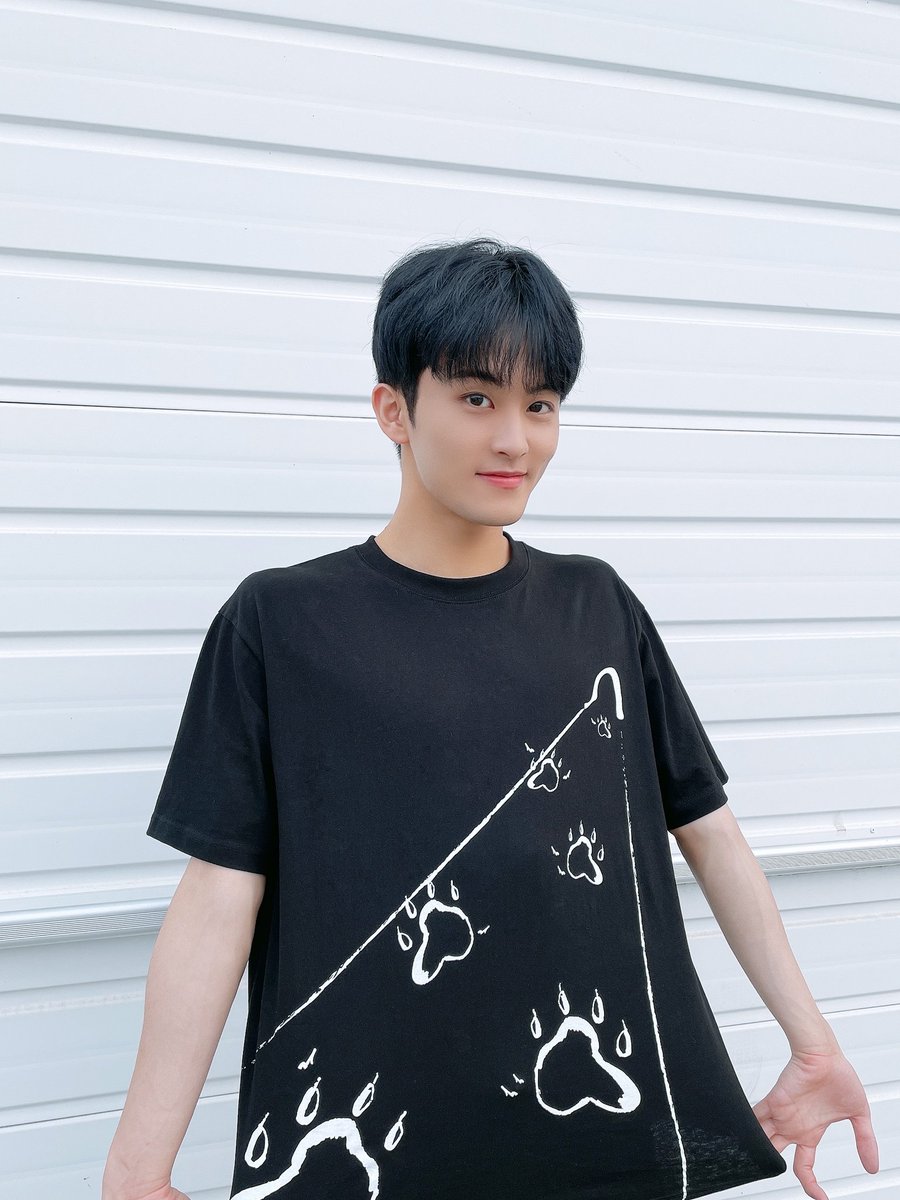 waduh.. pacarku sih support aja. ini orangnya