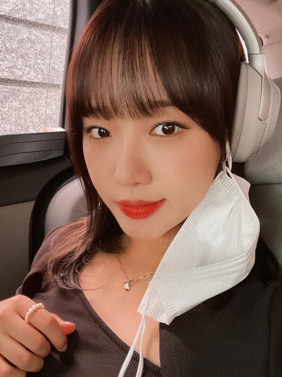 WekiMeki 위키미키 tweet media