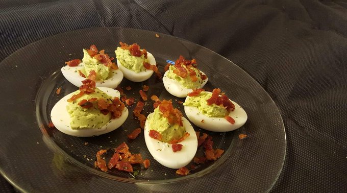 My take on green eggs & ham
Avocado infused, 
garnished with prosciutto ?
#foodie #homemade #eatup https://t