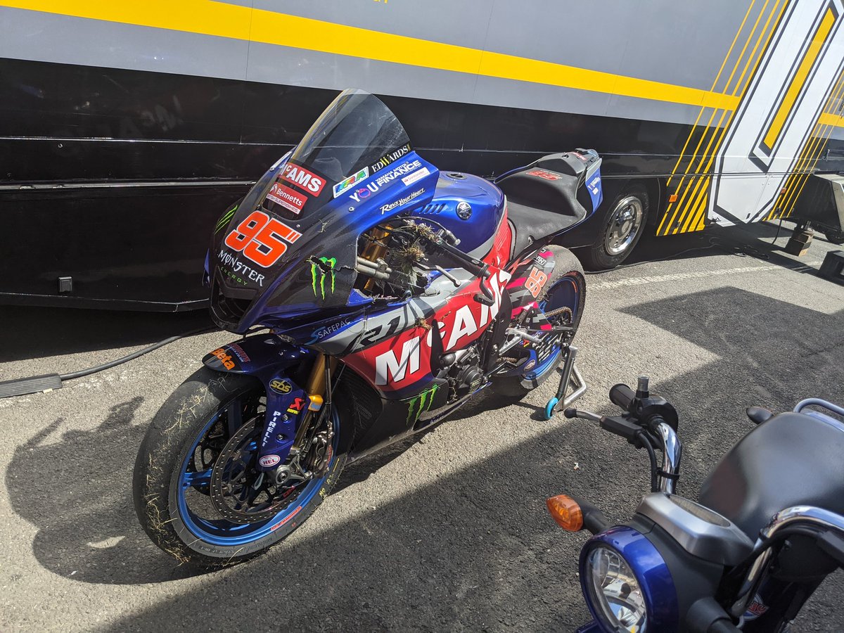 RickCullen13's tweet photo. Having a fabulous time at Brands Hatch BSB with @McAMSYamaha hospitality. @ExpFactory_ltd @chrisb3666 @niallmackenzie1 https://t.co/5HK3DjZEov