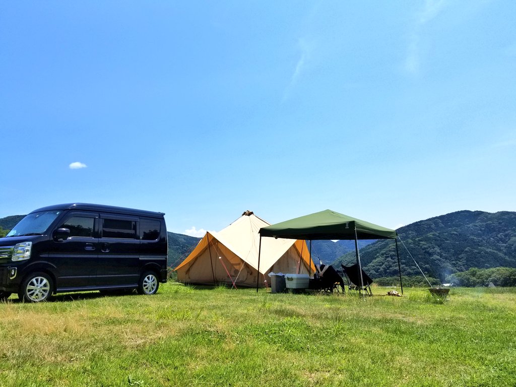 maaki05's tweet photo. ☀真夏の灼熱でも #ツクツクベース フルメッシュ⛺なら快適〜広い〜👍！
#DoD
#マキノ高原キャンプ
#キャンプ https://t.co/9bsH5keD6F