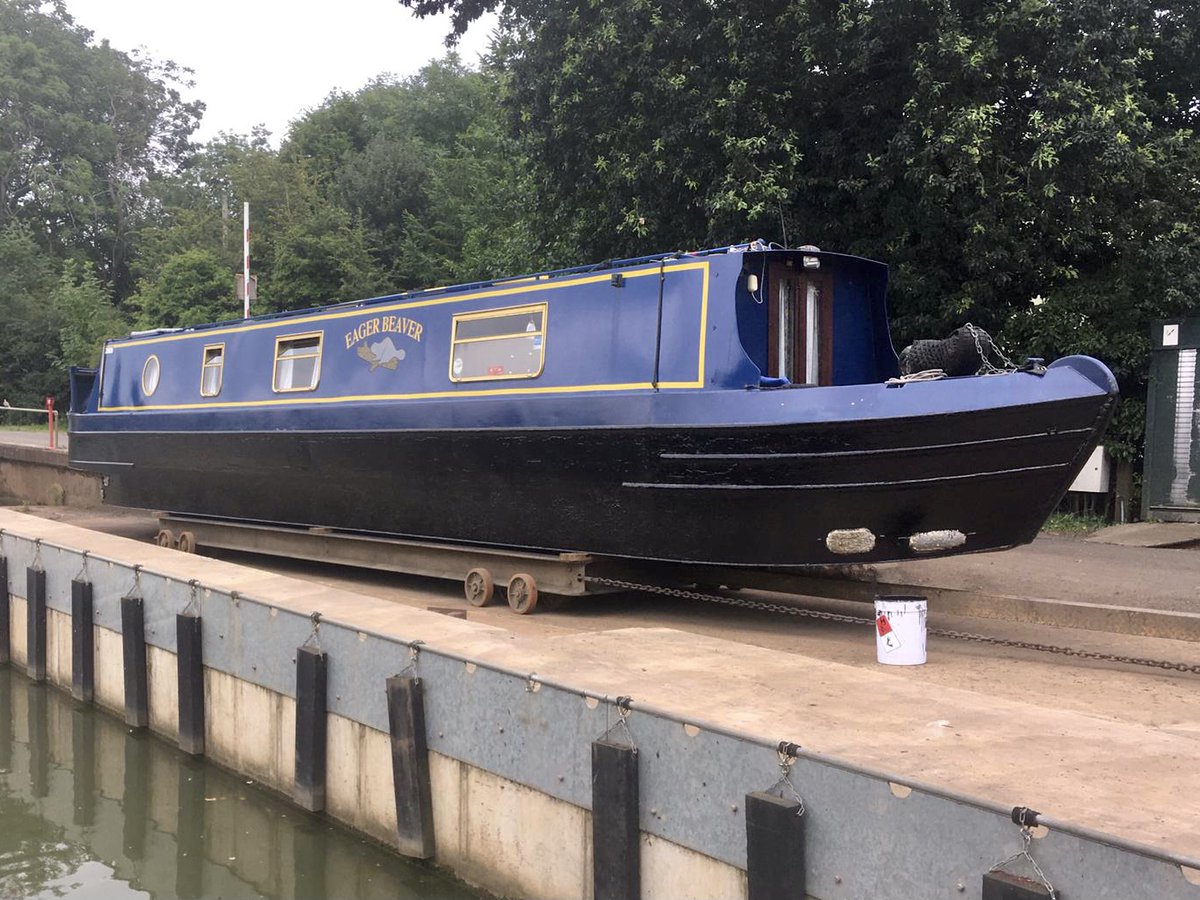 whiltonmarina's tweet photo. NB Eager Beaver is one of many boats out for hull blacking this weekend in preparation for being collected by the excited new owners at the end of the month 😀🥳 #boatblacking #narrowboatblacking #canallife https://t.co/0zw1QzssxI