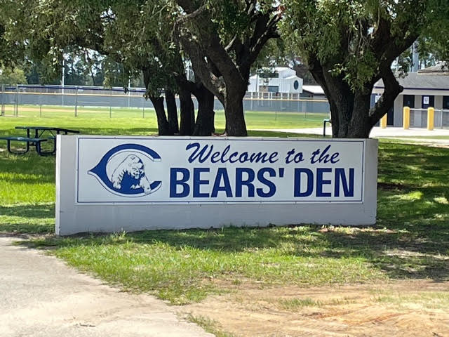 Coachjrp's tweet photo. Last Week for Summer Workouts - Monday, Tuesday, Wednesday and Thursday 3 pm till 4:30 pm report to the weight room. Anyone interested in playing football this season should attend. Be the Change! #bearsway #bethechange #becomeachampion https://t.co/fwcO54A7ld