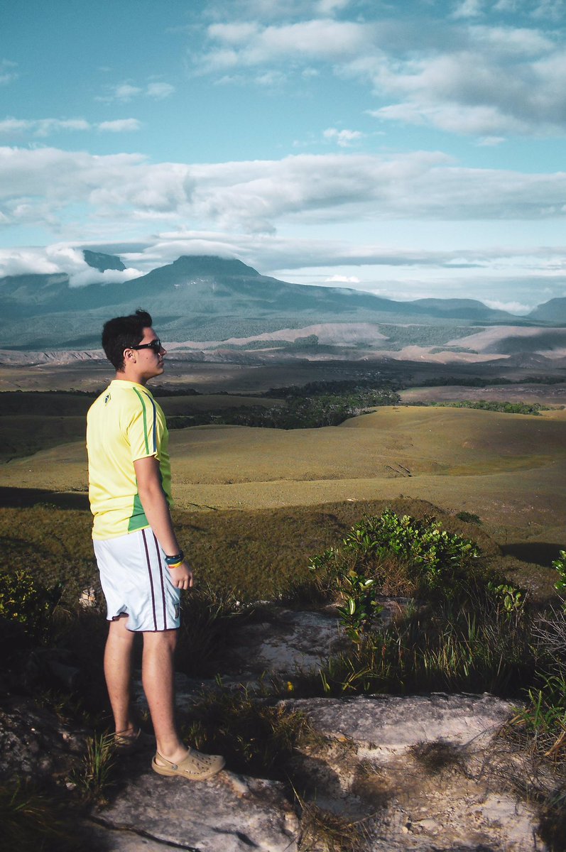 GaboCabreraVzla's tweet photo. El informe del Comité sobre Patrimonio de la Humanidad de la UNESCO reconoce que las areas del Parque Nacional Canaima y la Zona Económica Especial del Arco Minero no están delimitadas y que la zona norte de Canaima se encuentra afectada por las actividades mineras ilegales. https://t.co/N1ejzK7ZiW