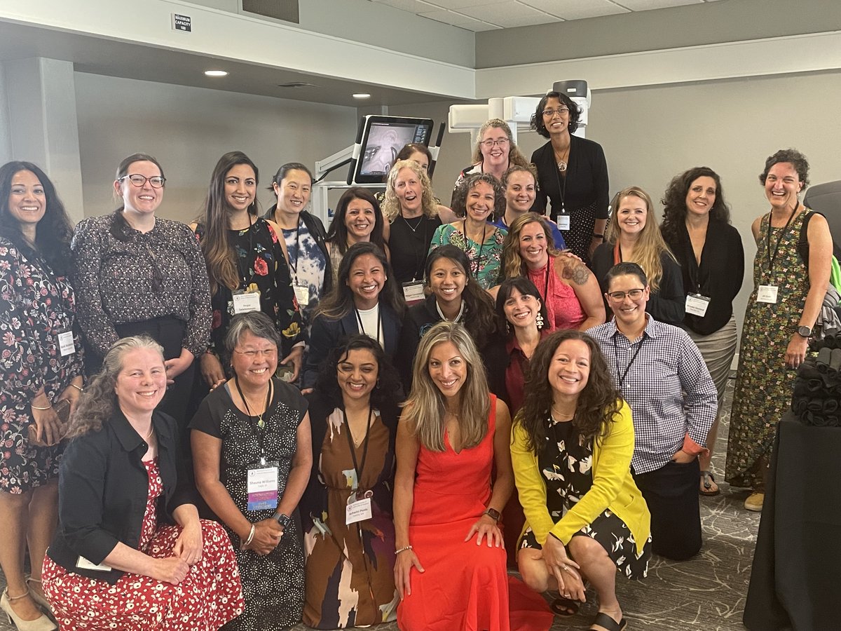 Northwest Society of Colon &amp; Rectal Surgeons had a powerful Women in Surgery event last night! #womenpower #lookslikeasurgeon #womeninsurgery #NWSCRS2021