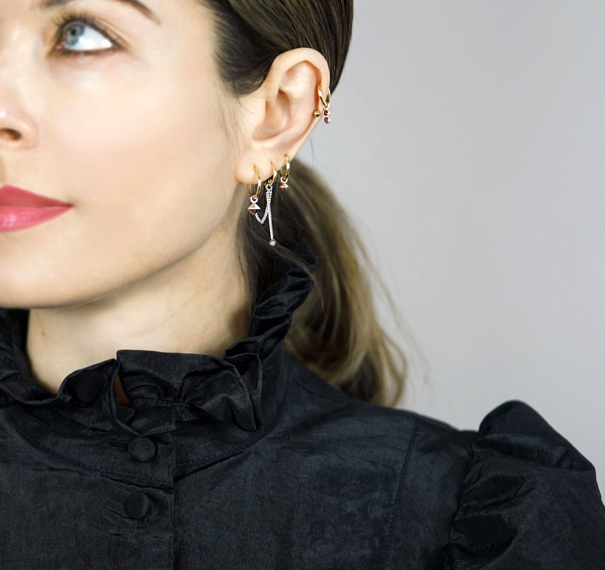 LenaJewellery's tweet photo. Luxury Cartilage Earrings for your #Helix, #Tragus, #Lobe.
https://t.co/xPyvZ6KRJi
#piercing #piercings #pierced #earpiercing #helixpiercing #piercinglove #jewelry #piercingaddict #helix #traguspiercing #fashion #piercingjewelry #helixjewelry #helixearring #earrings https://t.co/0LW6p5Kj5m