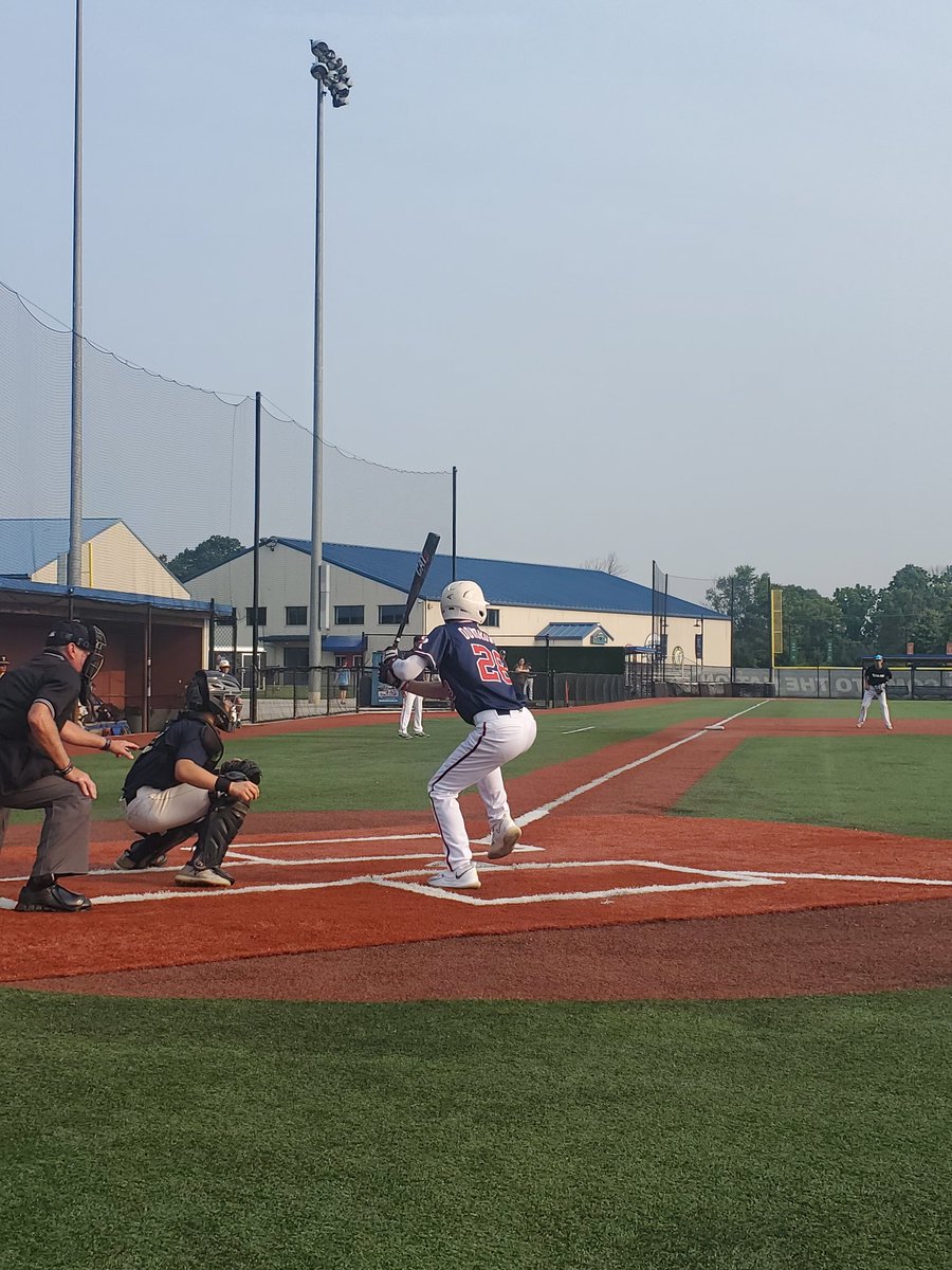 BeFalling16's tweet photo. Photo dump of our baseball tournament at Diamond Nation this week.
#LHP
#CF
#CLASSOF2023
#CAPECODRIPTIDE15U https://t.co/ffzfU33Ihn