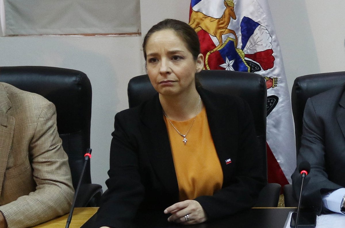 eldesconcierto's tweet photo. 🔴CDE se querella contra ex intendenta UDI de Coquimbo por fraude al Fisco en compra de terrenos por $9.800 millones 
➡️https://t.co/wiXJOcydOf https://t.co/hJqb8lP1Wl