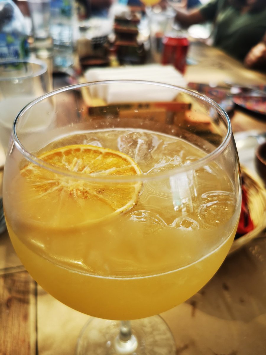 PlatitaSantizo's tweet photo. Gin, naranja y canela❤️ https://t.co/fT3C96vxjc