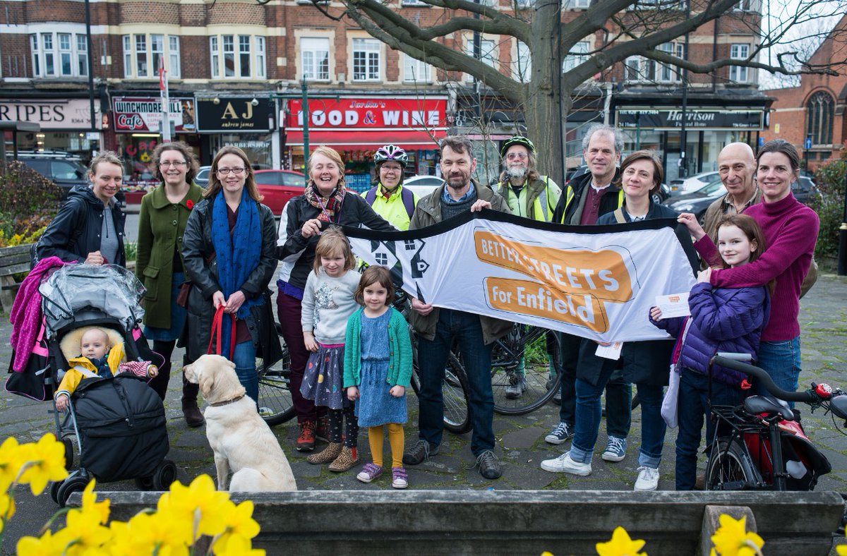 openthelakes's tweet photo. @RumiNate786 @adrianday1 @BetterSt4Enf @FoxLaneLTN @BowesLTN @PGCommunity Count. Use both hands. https://t.co/Jk4lx8XHcw