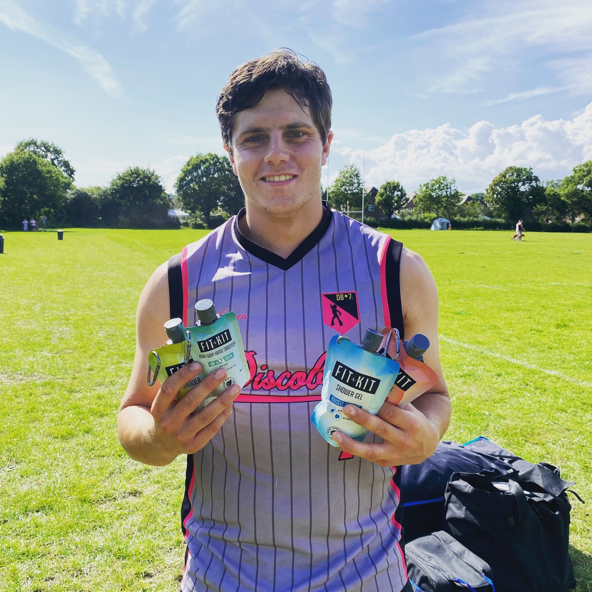 Our <a href="/fitkitbodycare/">Fit Kit Bodycare</a> MVP at SAB 7’s 2021……Henry Warwick!!!!
#teamfitkit #bodywash #sanitiser #rugby7s #saturdaysout