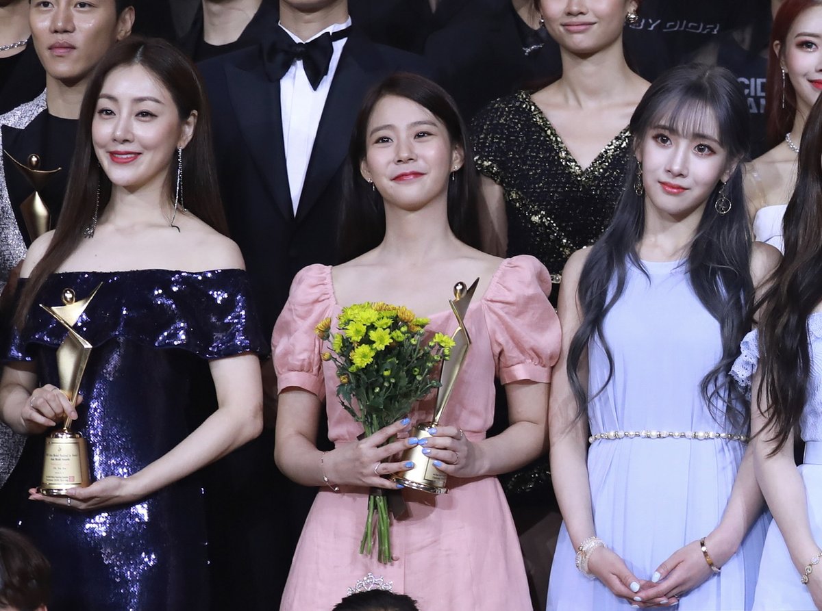 karade03's tweet photo. Asia Model Festival Awards 2019 - 오나라 님,한승연 님,러블리즈 류지애 님 - 1 ~ !!! https://t.co/8Kozueg554