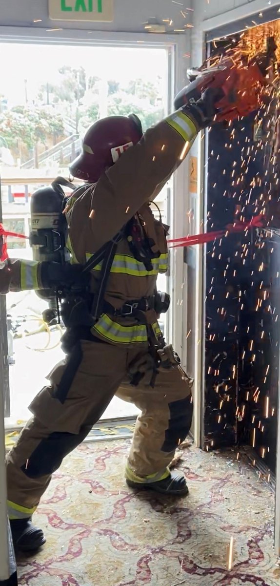 Morro Bay Fire tweet media