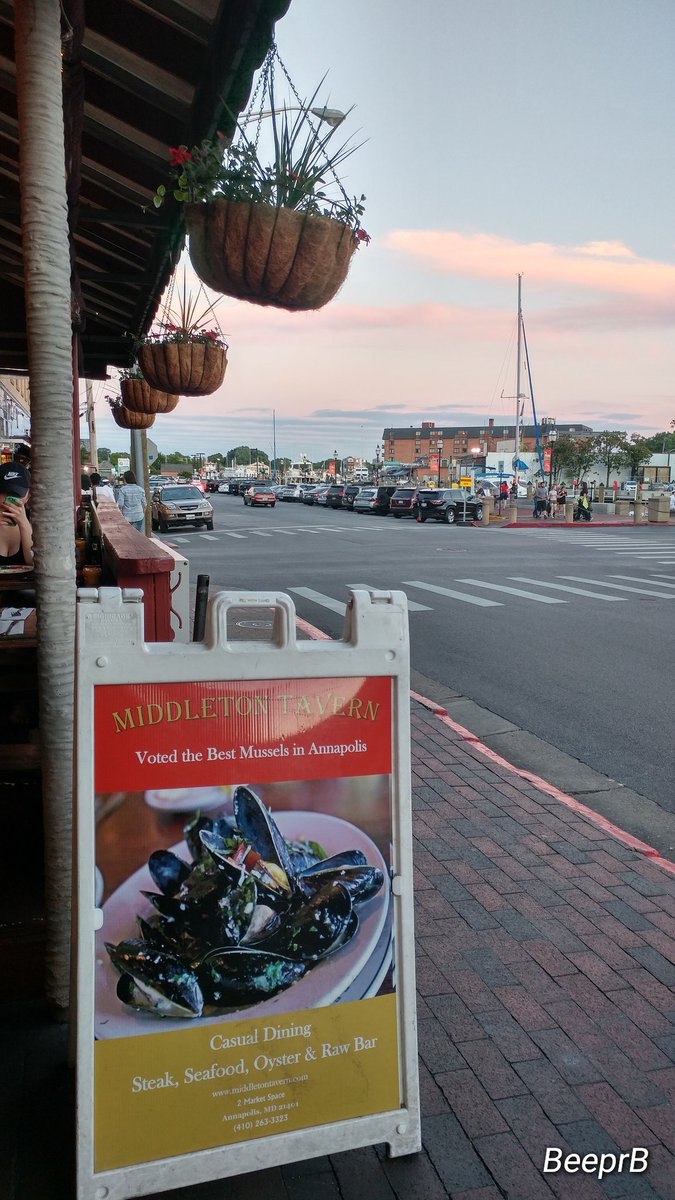 Middleton Tavern tweet media