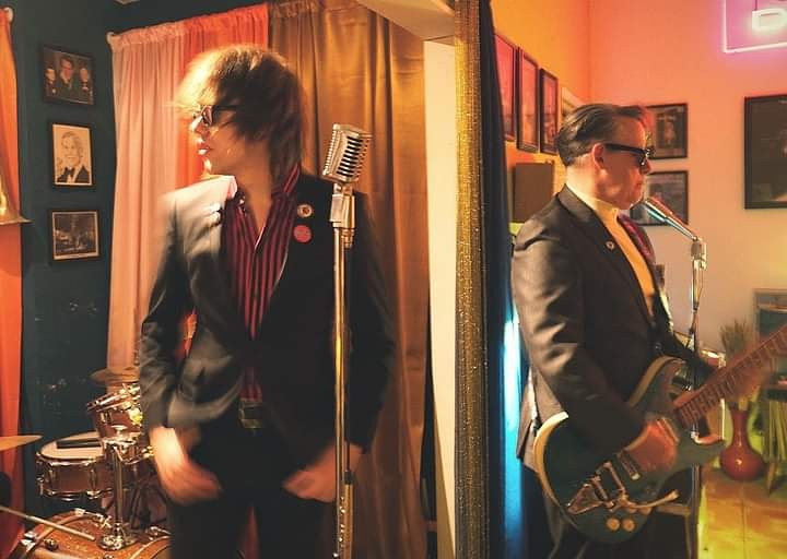 CrommF's tweet photo. Yesterday's music video shoot. #musicvideo #filming #videooutsoon #rumbarrecords #indierock #garagerock #powerpop https://t.co/8zyQBZ4Cvi