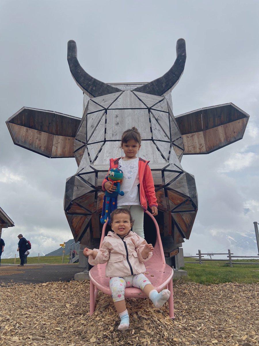 NoraEtaGar's tweet photo. Männlichen ist für Kinder einfach wunderbar! Wir haben den Tag mit Spielen verbracht! https://t.co/xK1Cvf99j8