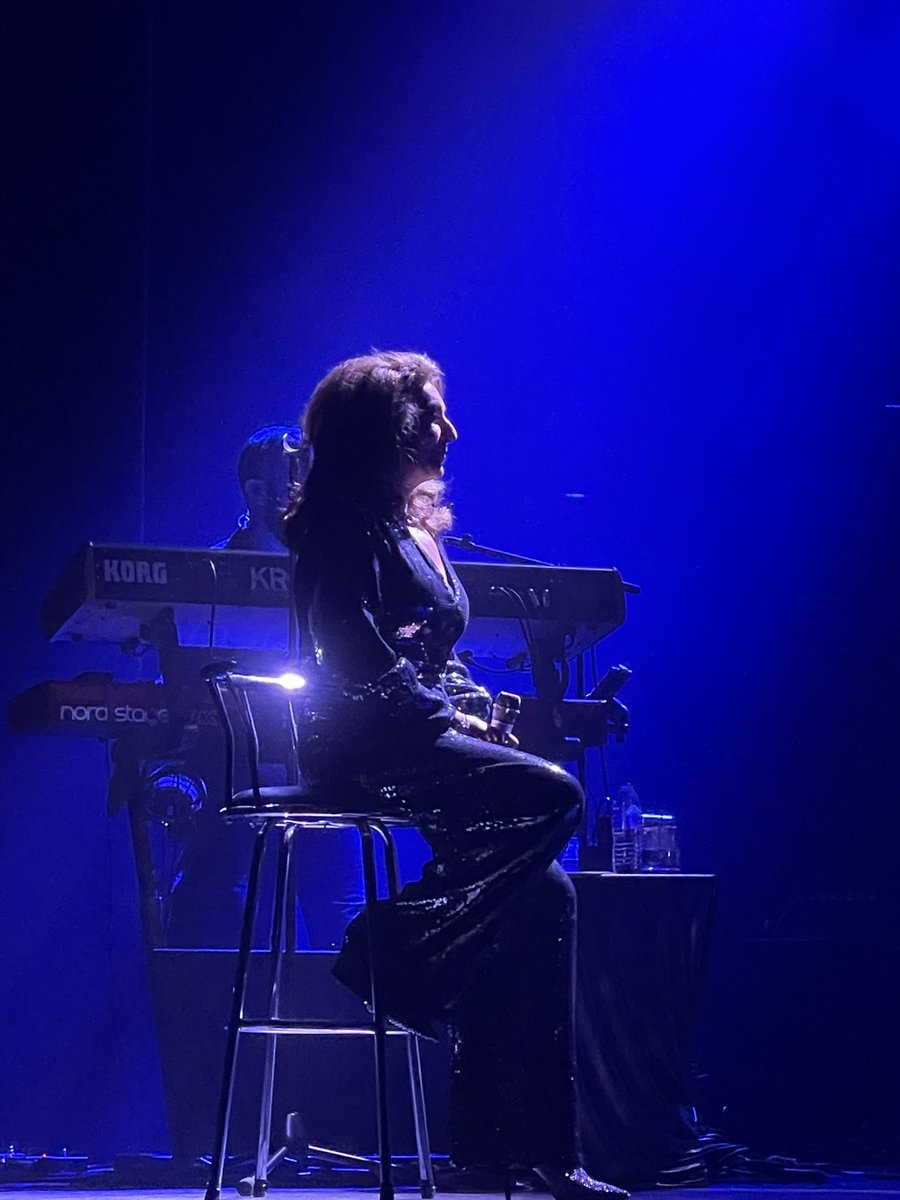 gemz1210's tweet photo. @TheJaneMcDonald Absolutely blown away by your phenomenal concert tonight @GrandTheatreLS1 Can’t wait for @TheForumBath next month with @ejaystorm #LetTheLightIn #YouDontKnowWhatYouGot https://t.co/f6zrRyGoOR