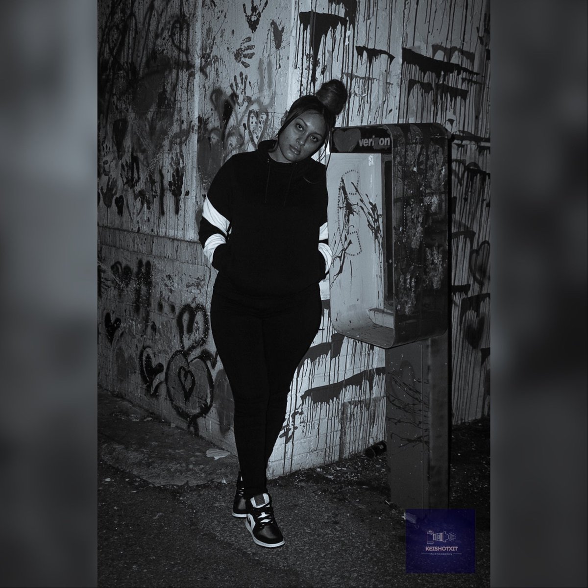 AlmightyyKei's tweet photo. The Type To Light Up The Night •
•
•
#PortraitPerfection #Portrait_Society #IGPortraitPortraitSociety #Portraiture #PortraitOfTheDay #WithHumans #SelfPortrait #PortraitPhotography #Portrait_Mood #InstaPortrait #PostMorePortraits #Portrait_Shots #PursuitOfPortrait #PortraitPage https://t.co/h7wEIAFiEL