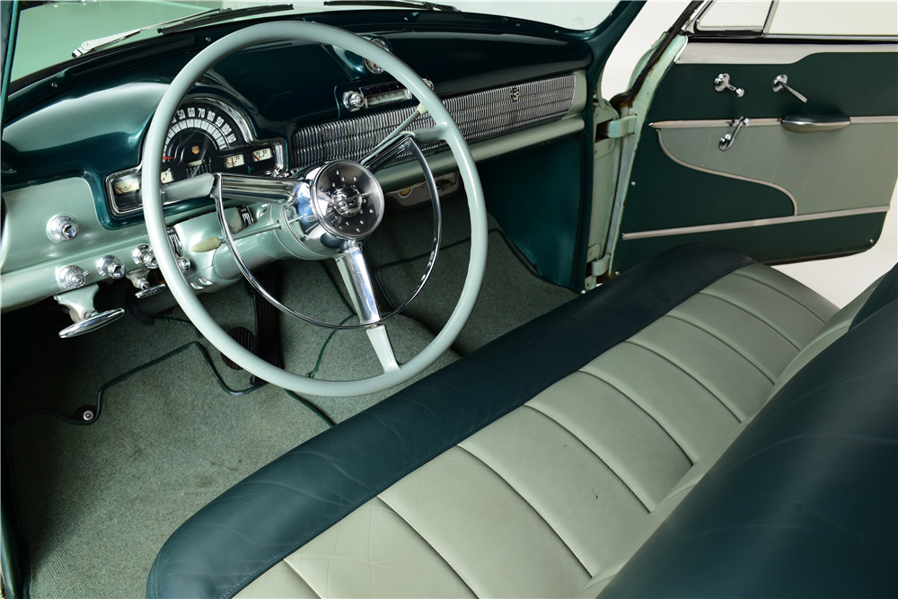 Mercomatic's tweet photo. 1952 #Oldsmobile  #Super88 #Convertible; 303 cid ohv V-8, 4 bbl, 160 hp; 3-speed Hydramatic; Super 88 was the second of three series in the Olds line-up and the biggest seller. It shared its slightly more powerful engine with Olds 98. Interior is leather. https://t.co/vwdcggYFC5