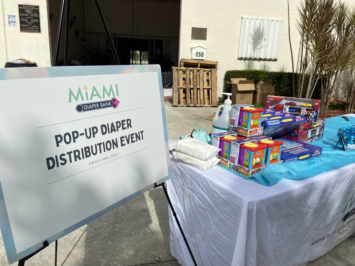 CitySweetwater's tweet image. The diaper distribution was a total success. We are glad so many families came through today!

Special thank you to the Miami Diaper Bank and all the volunteers who helped put this together! 🍼👶

#cityofsweetwater 
#diaperdistribution 
#miamidiaperbank